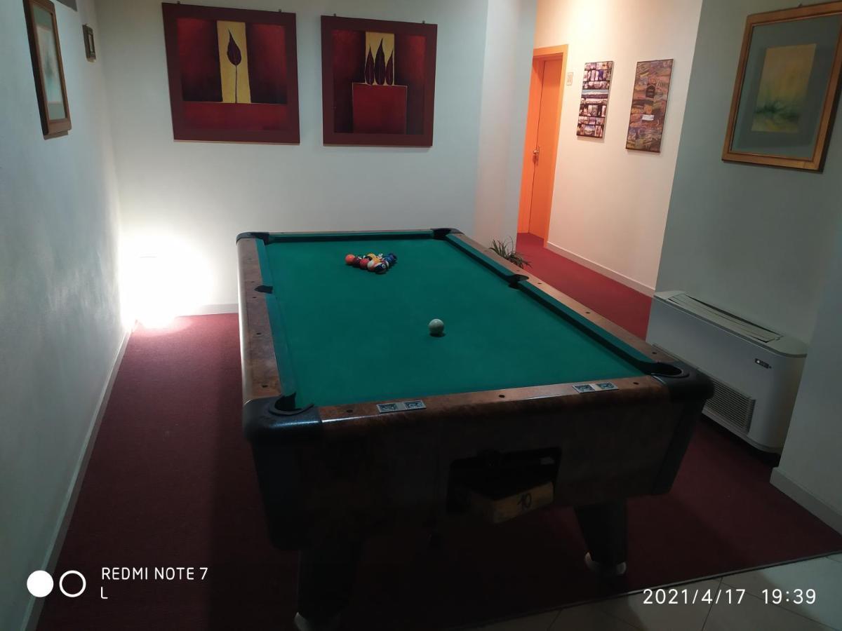 Borgo San Martino Hotel Bra Luaran gambar